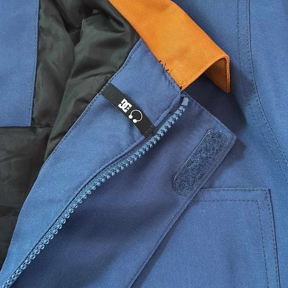 DC Spring Snow Jacket - Picture 3 of 4